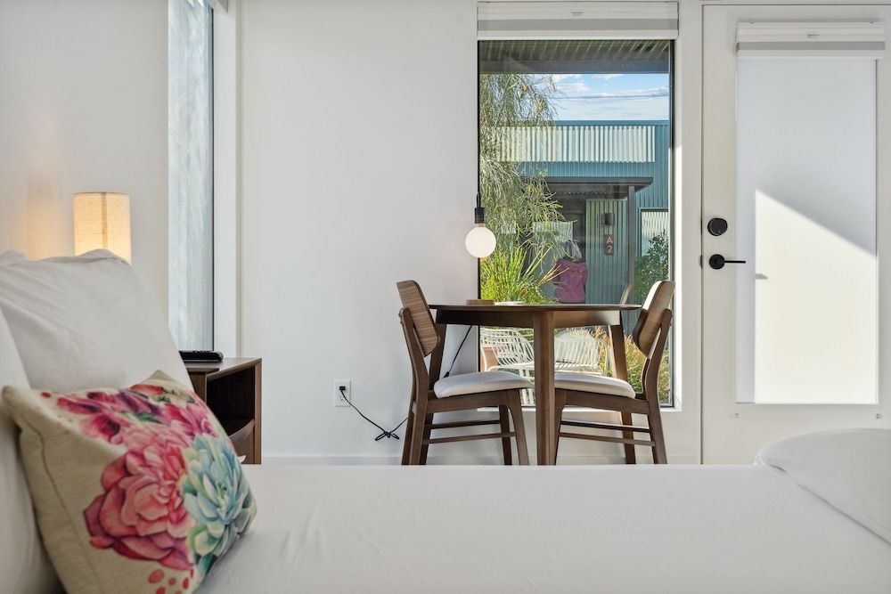 4Square Complex Deluxe Apartment, 2 Bedrooms, Non Smoking, Connecting Rooms 12