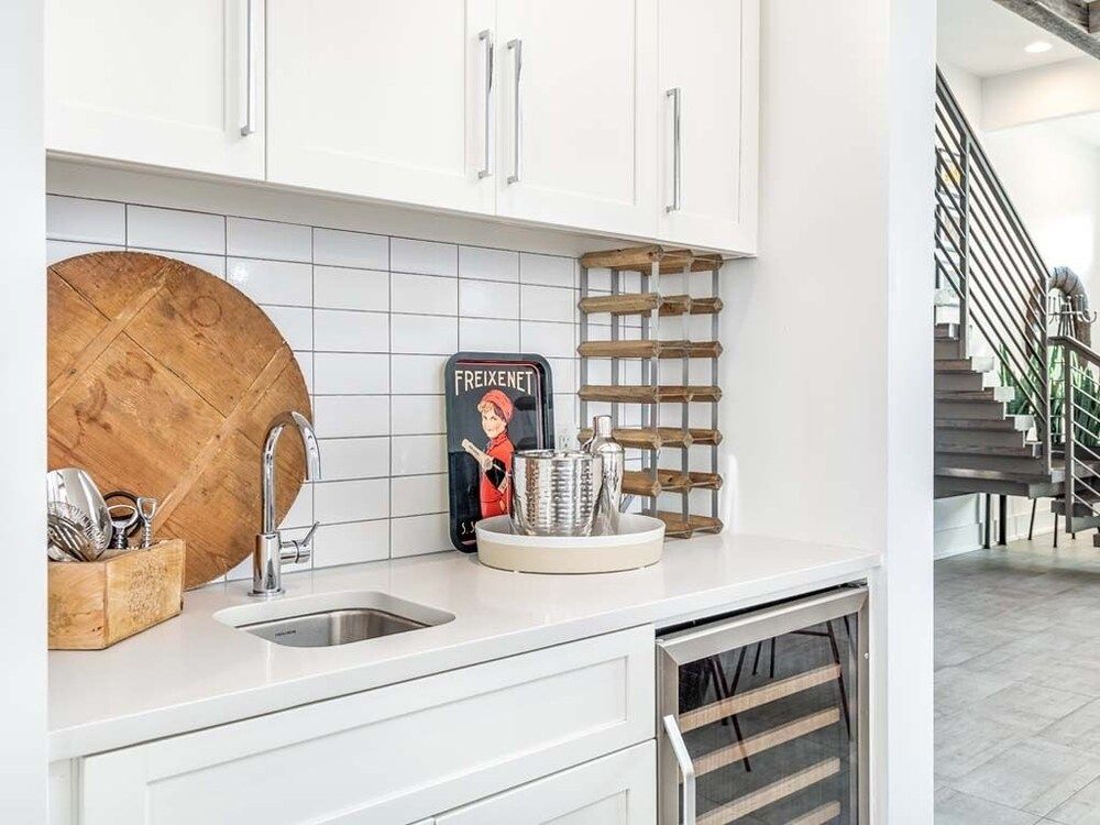 undefined Savannah Suite Tea 5