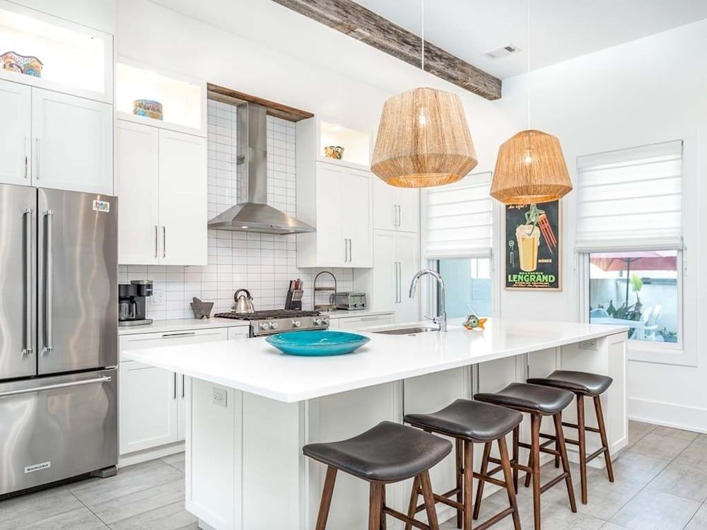 undefined Savannah Suite Tea 4