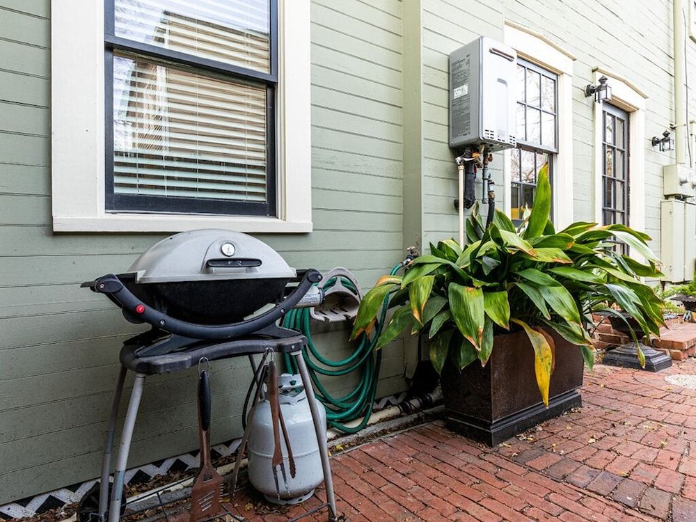 undefined Huntingdon House 3