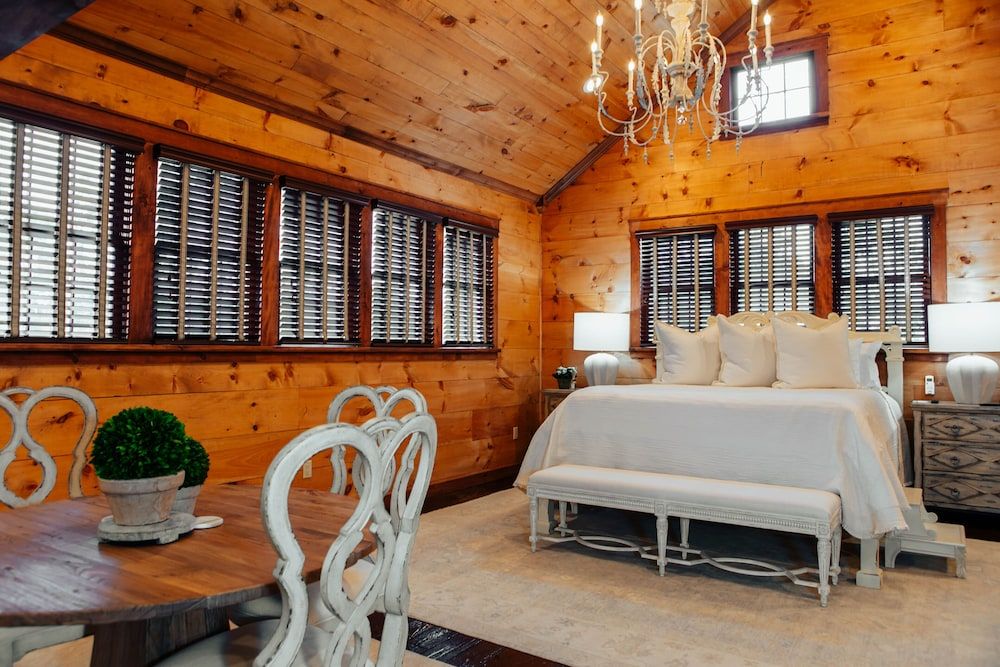 Enclave Suite