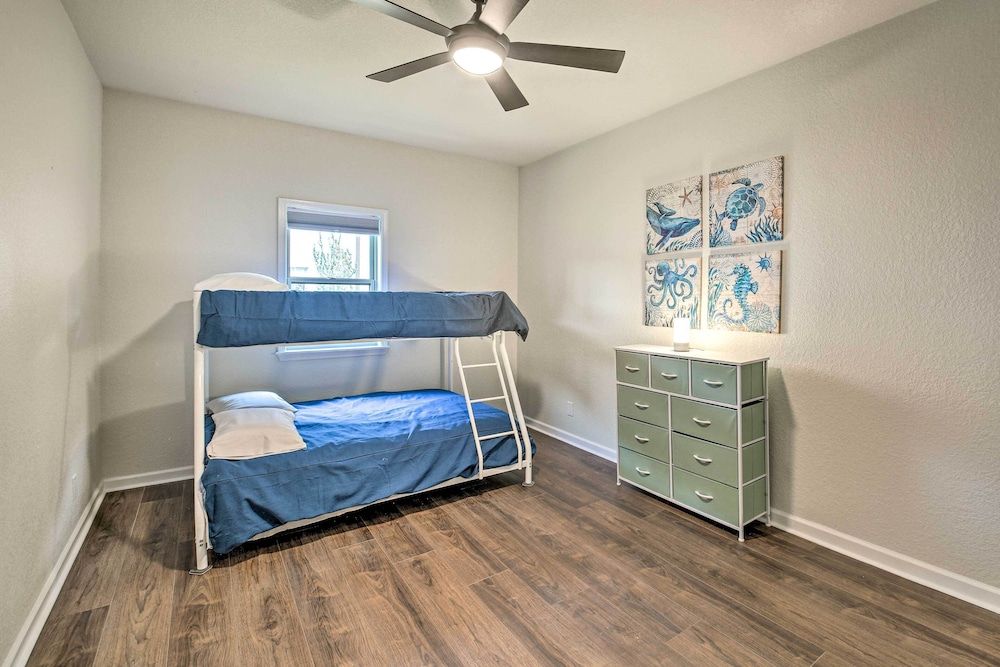 House (4 Bedrooms)