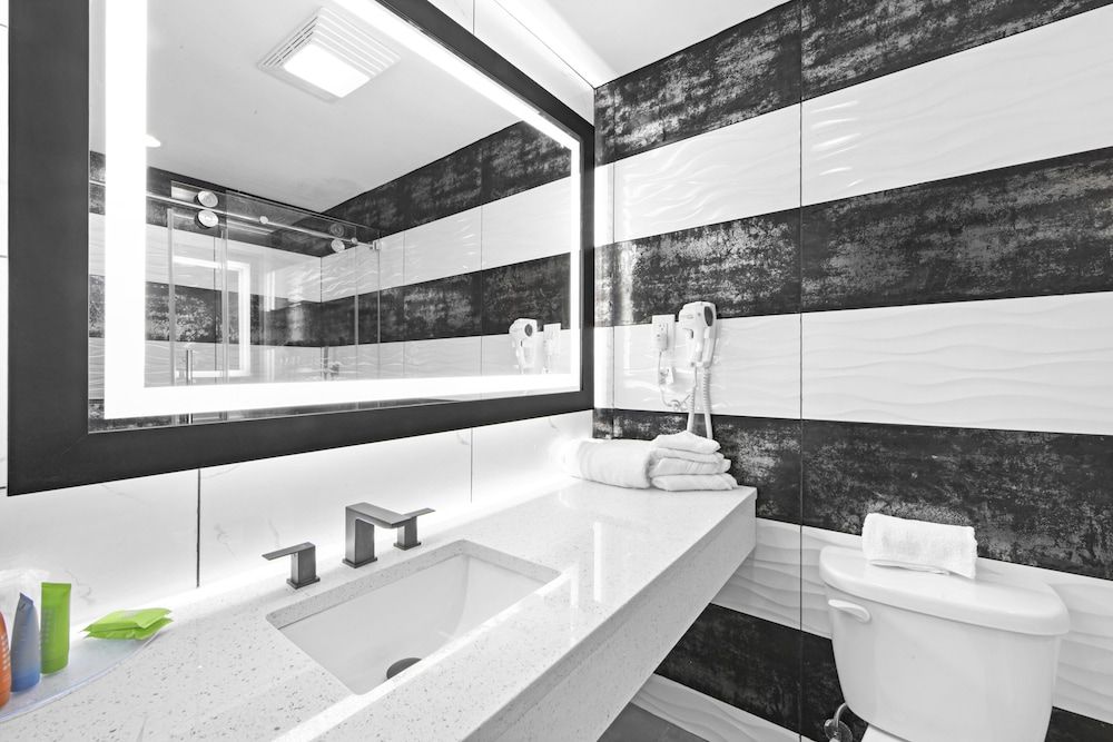 Casa Azul Hotel Blu JFK Deluxe Single Room 4