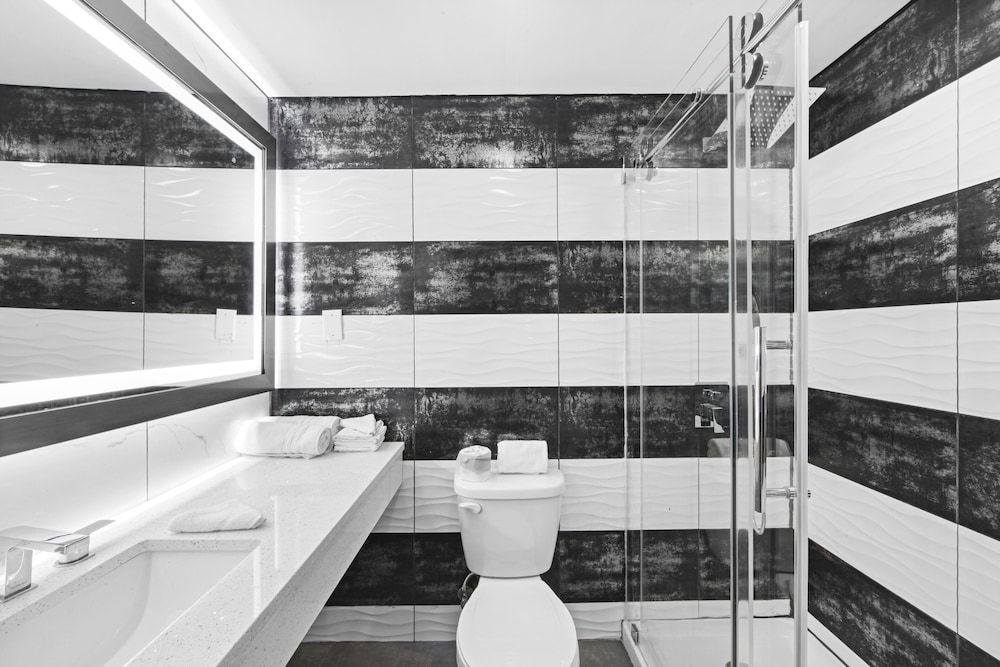 Casa Azul Hotel Blu JFK Deluxe Double Room 4