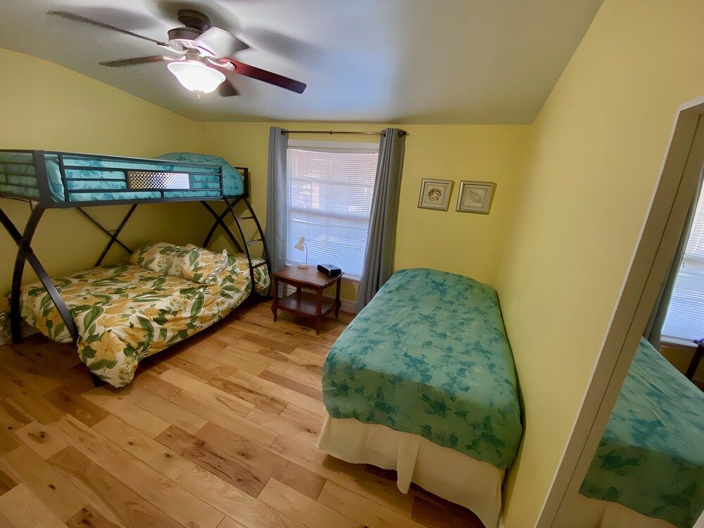 undefined Las Vegas Pool House 8