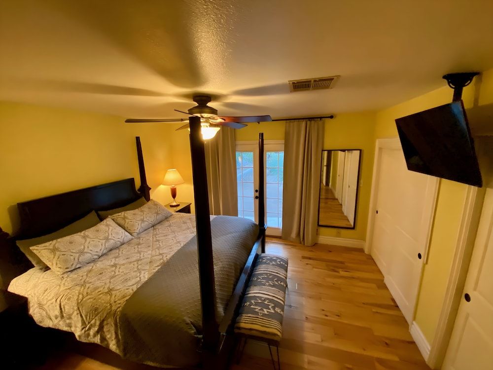 undefined Las Vegas Pool House 9