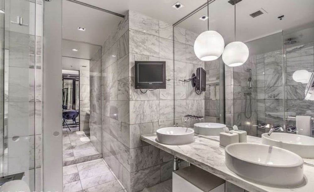 Palms Place Vacation Suites Collection Exclusive Suite, 1 Bedroom, City View 11