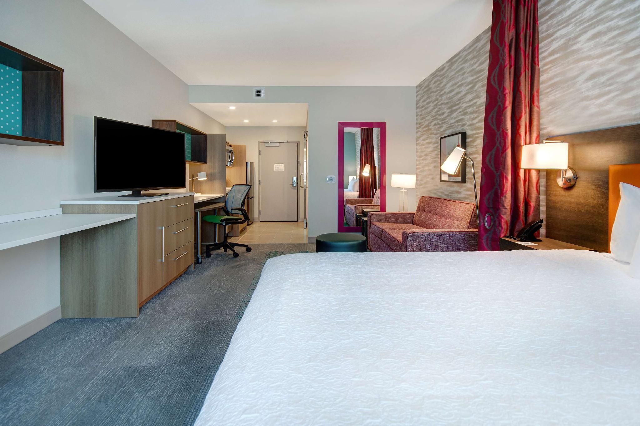 Home2 Suites By Hilton Las Vegas North 1 King Hearing Accessible Studio Suite 7