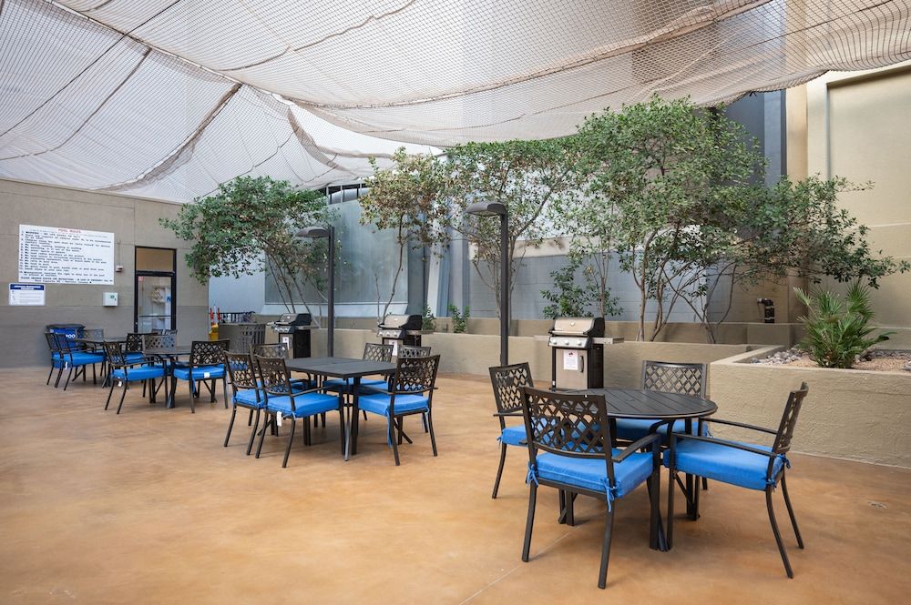 undefined Stay Together on The Strip - 3 Bed Condo 8