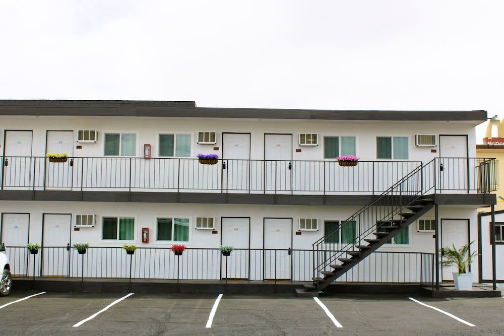 undefined Nirvana Hotel 7