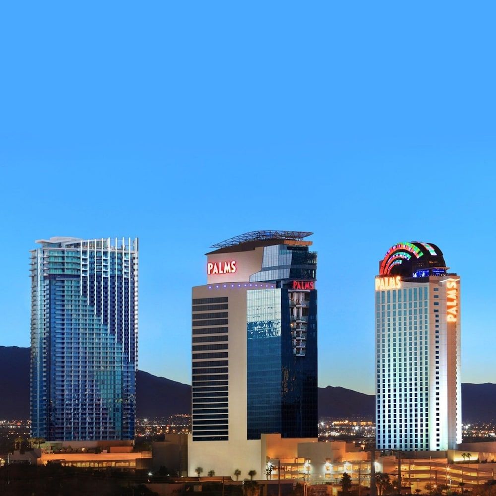 undefined Luxury Suites at the Palms 6