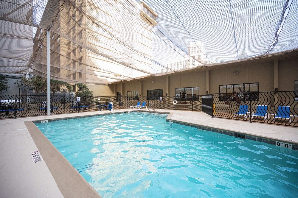 undefined Stay Together Suites | Cozy Strip Condo 9