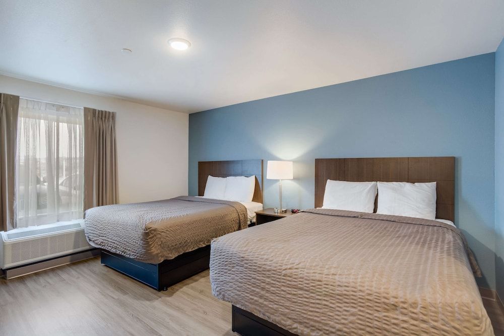 Queen Suite Two Queen Beds Accessible