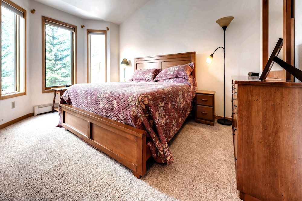 Comfort Condo, 3 Bedrooms, Kitchen