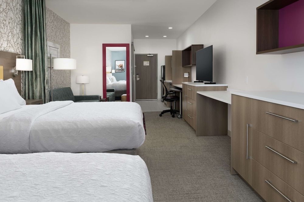 Studio, 2 Queen Beds, Accessible (Hearing)