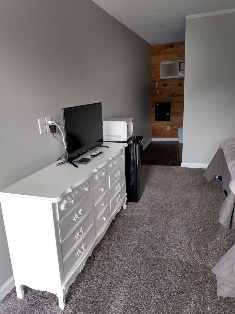 Basic Double Room
