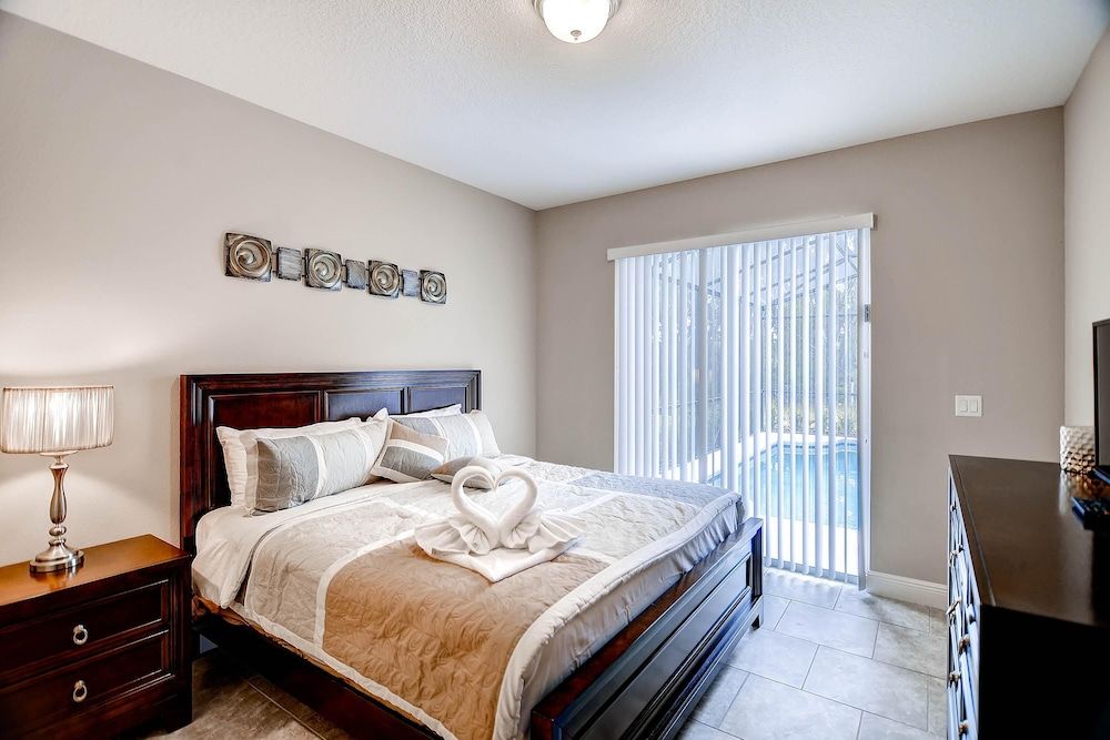 House, Multiple Beds (4329AC - Solterra Resort)
