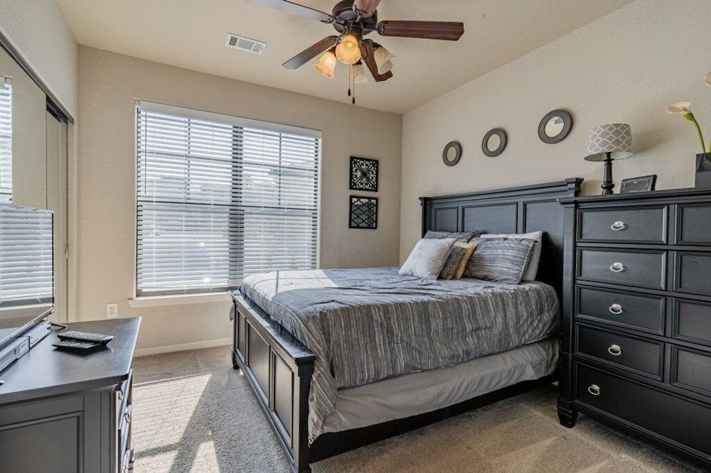 Condo, 3 Bedrooms
