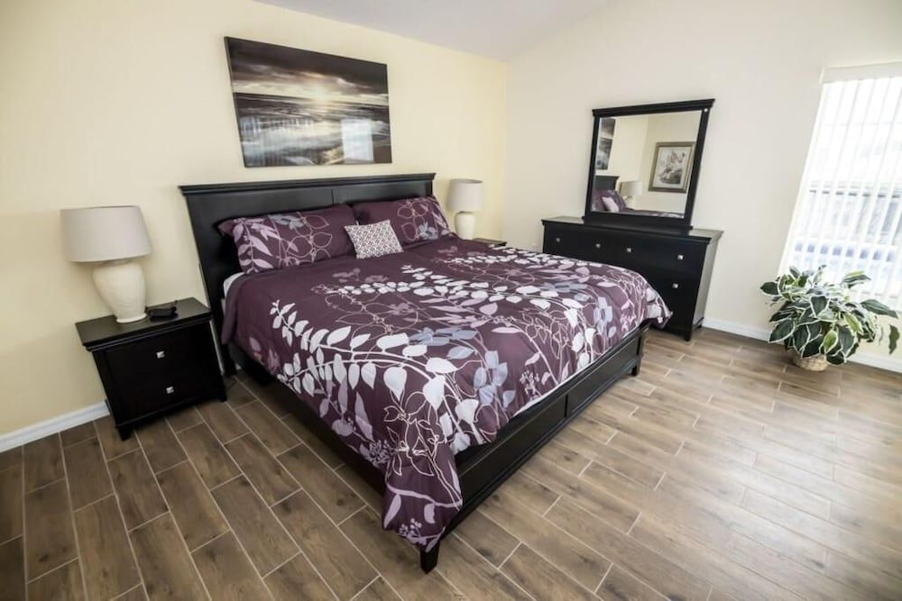 House, Multiple Beds (Kevin's Highgate Park Vacation Home)