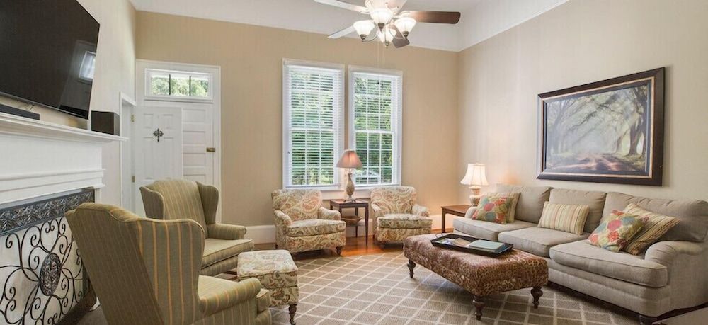 Liberty Hall Bed and Breakfast Family Double Room 5