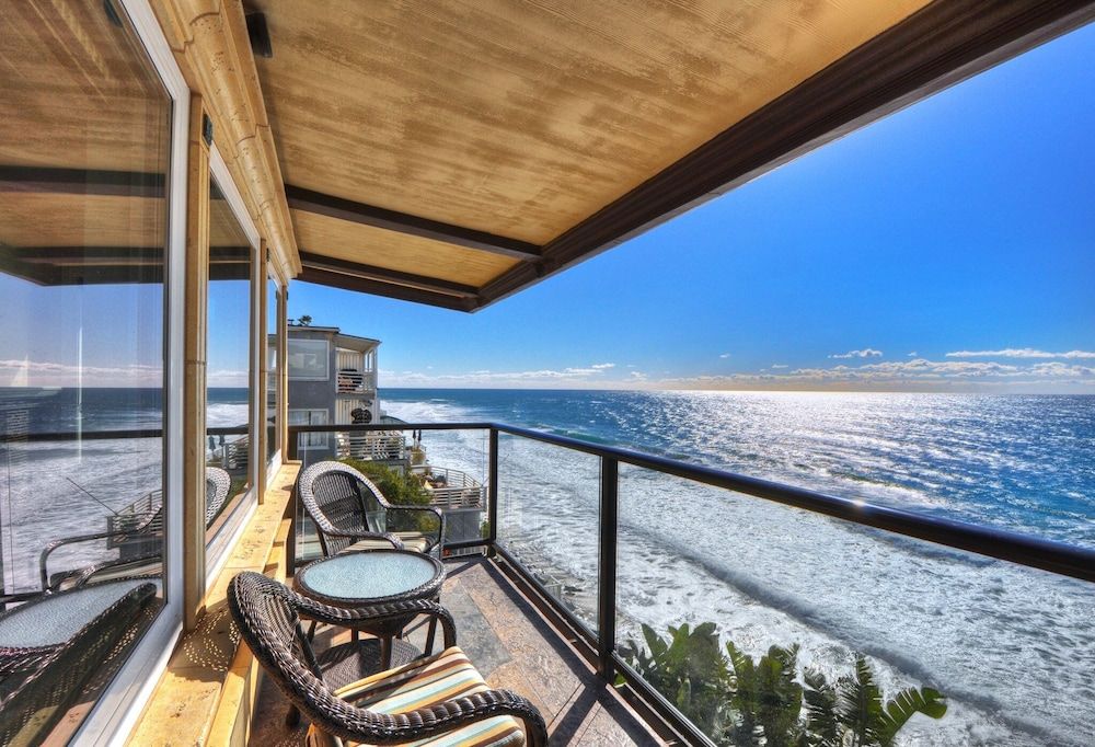 Premier Villa, 1 Queen Bed with Sofa bed, Balcony, Ocean View