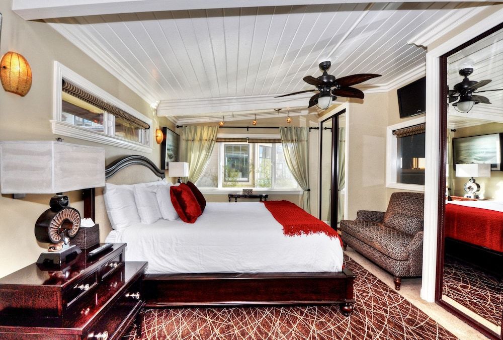 Premier Villa, 1 Queen Bed with Sofa bed, Balcony, Ocean View