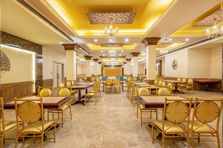 Food & Dining