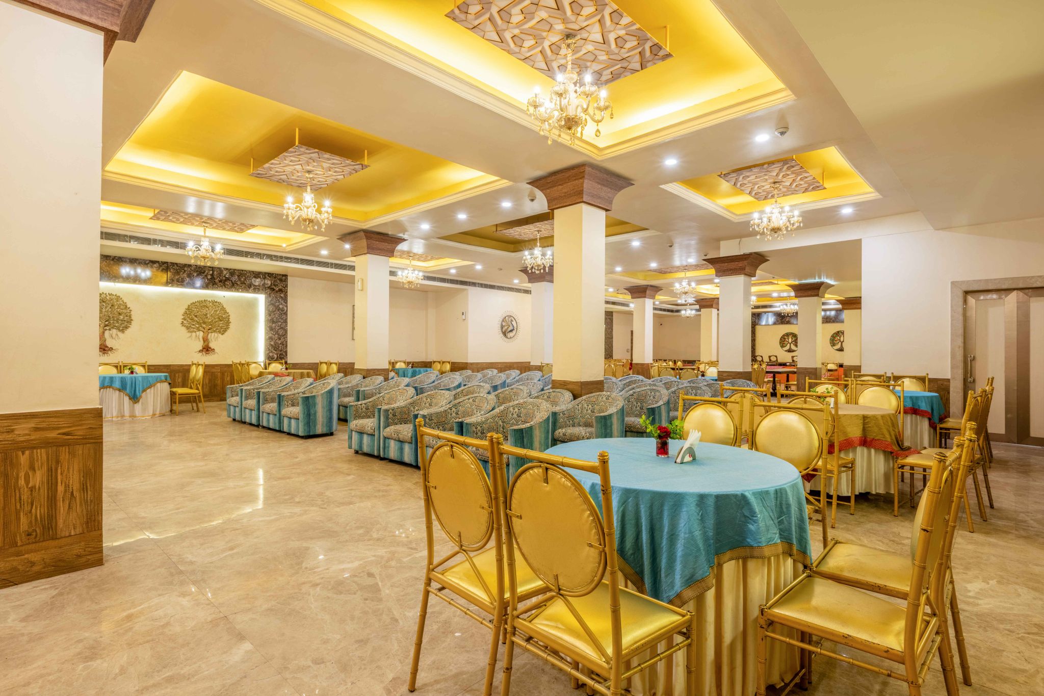 Food & Dining