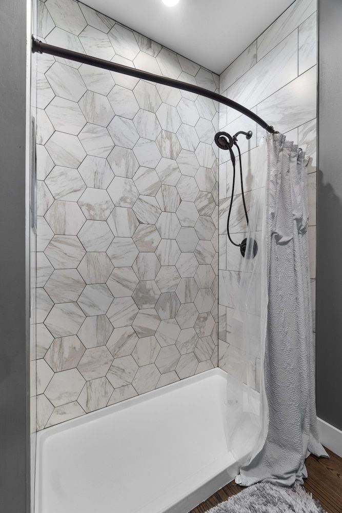 Urban Lofts Luxury Apartment 3