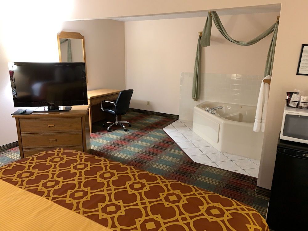 Jacuzzi Suite