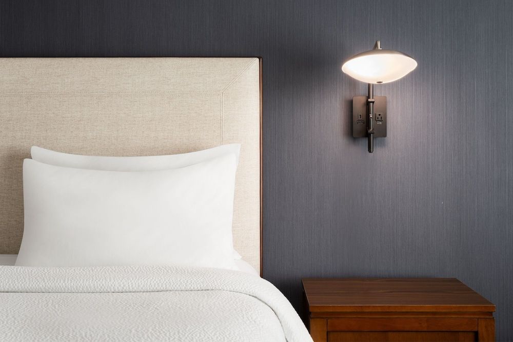 Standard Room, 1 King Bed