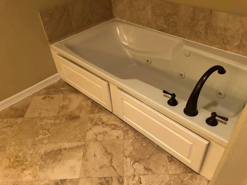 4 Story Rooftop - Executive Corporate Housing House, 3 Bedrooms, Non Smoking 9