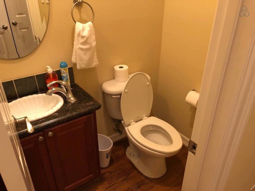 4 Story Rooftop - Executive Corporate Housing House, 3 Bedrooms, Non Smoking 15