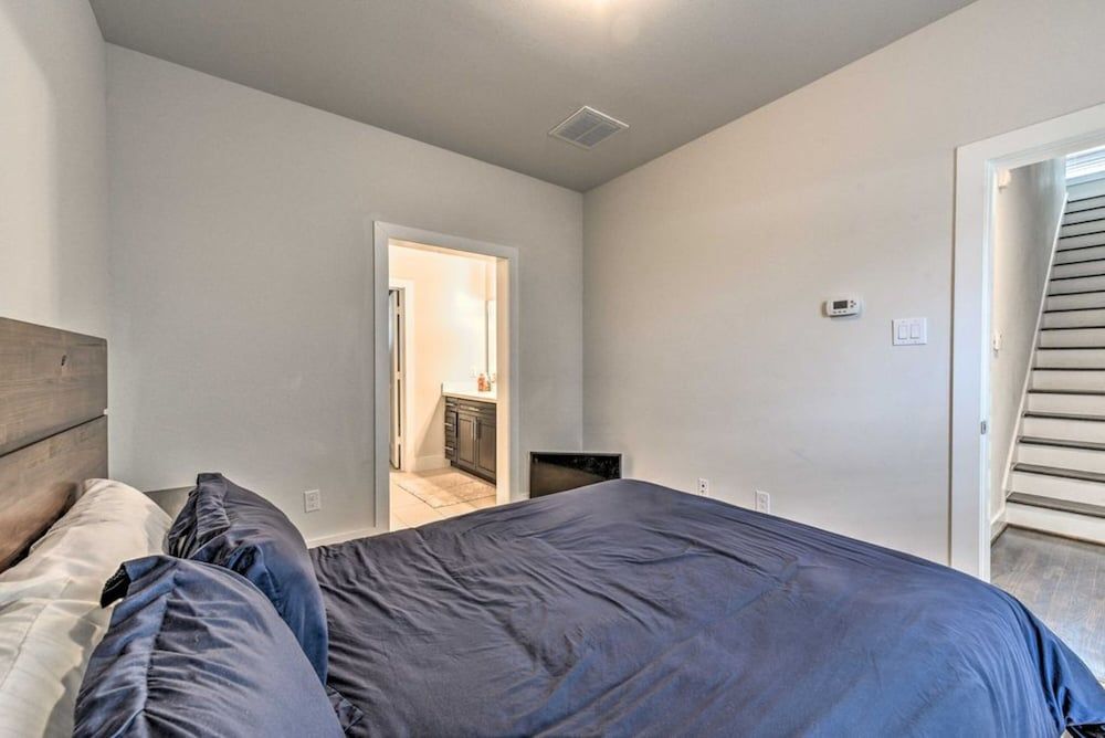 undefined Brand New 3 Story Modern Home 4