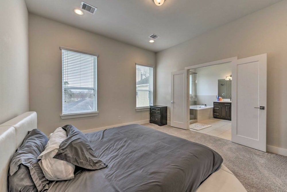 undefined Brand New 3 Story Modern Home 8