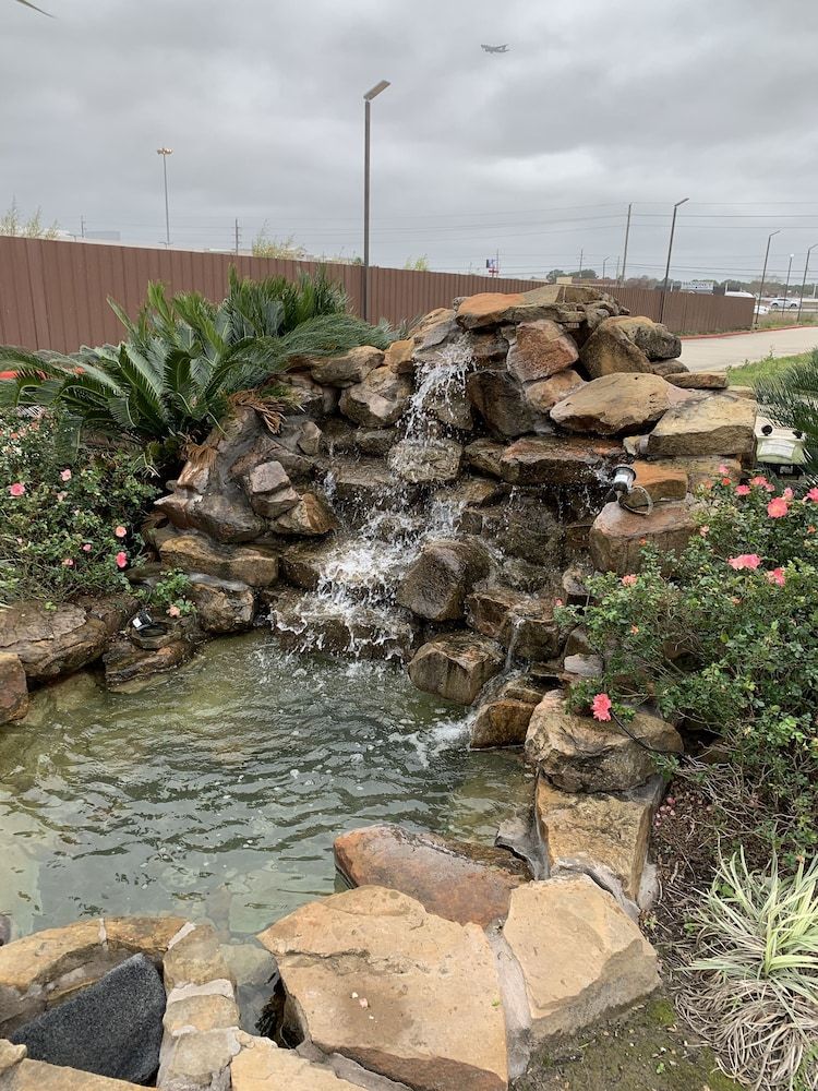 undefined Downtowner Inns 5