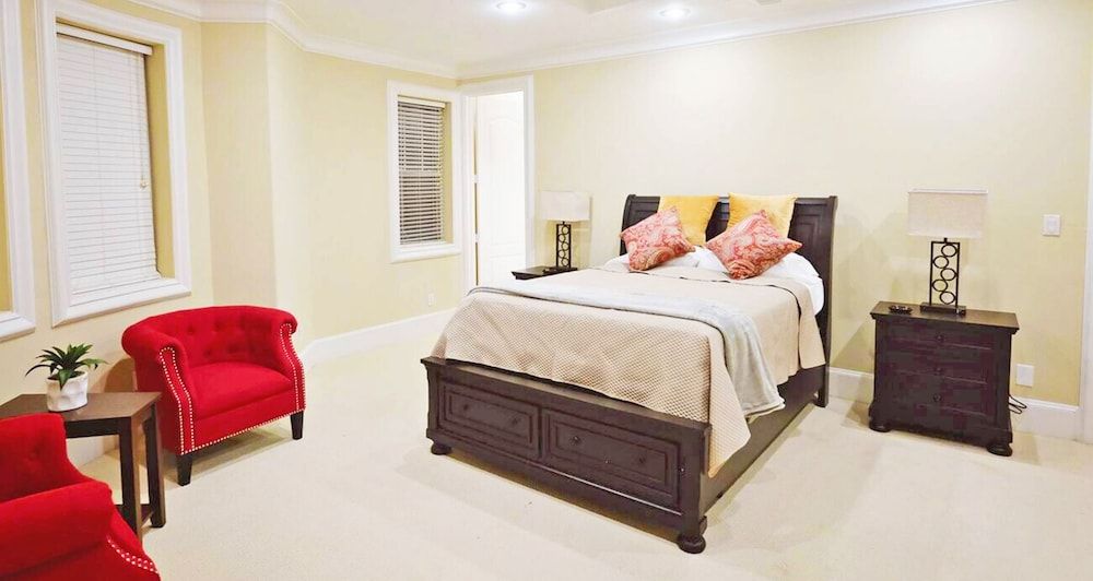 undefined 3Bdrm 3.5Bath 9Beds - Museum Parks Zoo 6