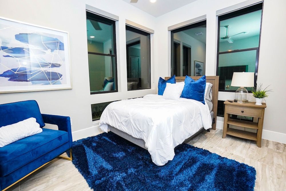 undefined Kaizer Anthony Living 6