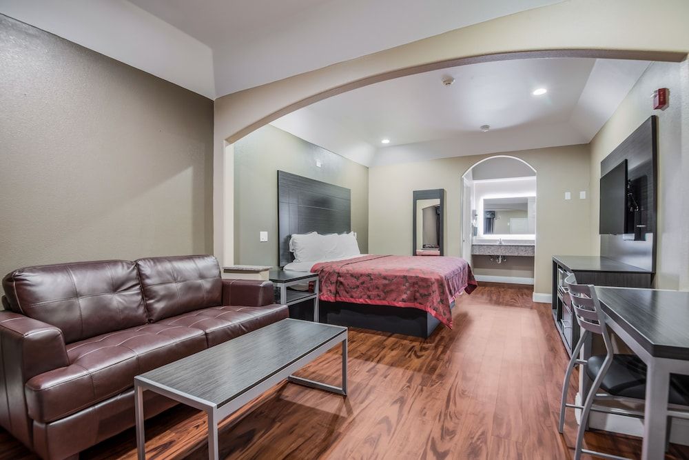 undefined Scottish Inns & Suites IAH Airport - Beltway 8 3