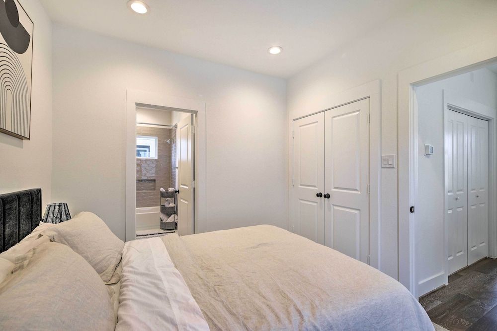 undefined Houston Vacation Rental w/ Wifi Near Downtown 6