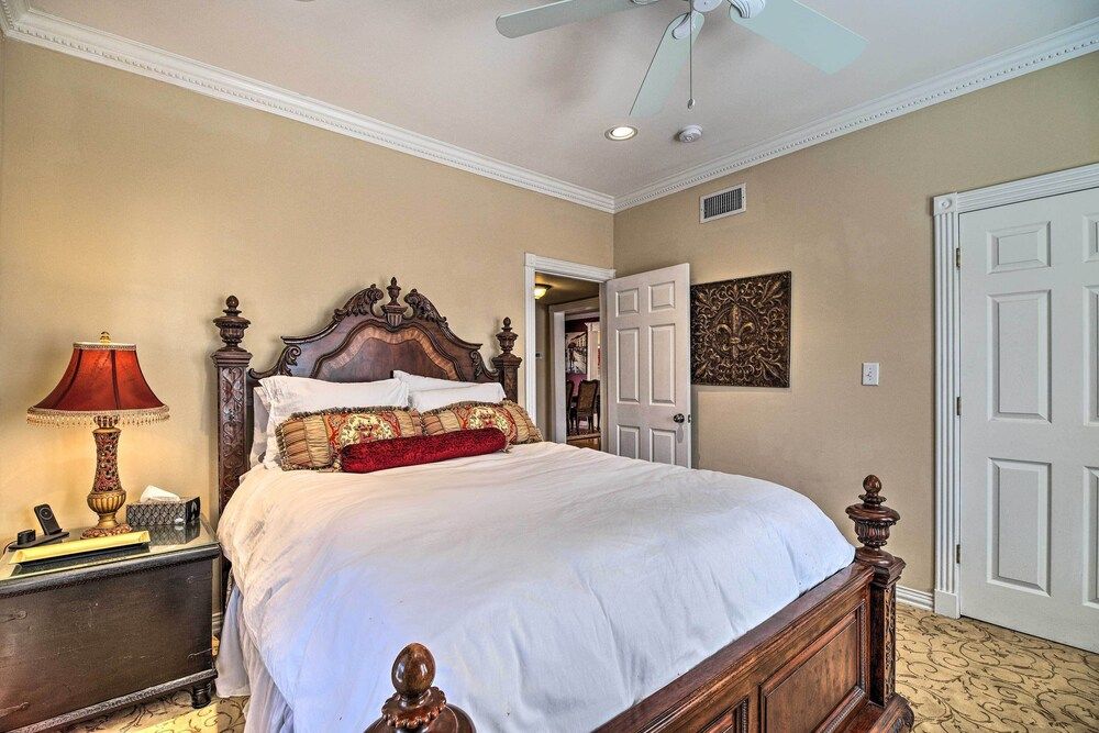 undefined Spacious Midtown Houston Home w/ Deck! 6