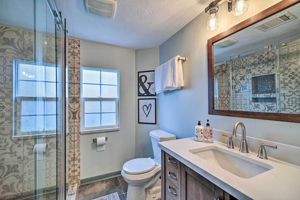 undefined Houston Heights Bungalow - 6 Mi to Downtown! 9