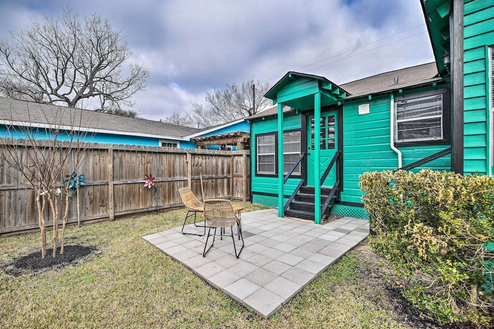 undefined Houston Heights Bungalow - 6 Mi to Downtown! 8