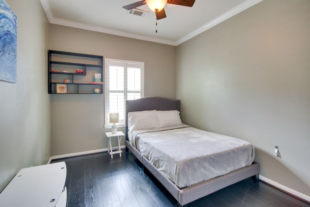 undefined Gorgeous Houston Heights Getaway < 6 Mi to Dtwn! 7