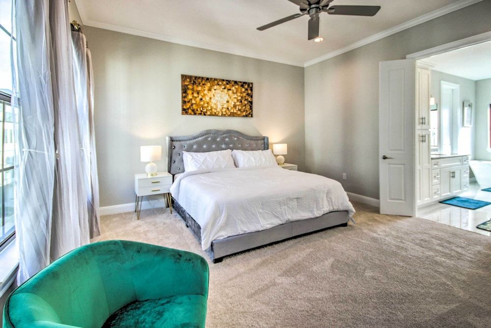 undefined Chic Central Houston Home w/ Rooftop Deck! 6