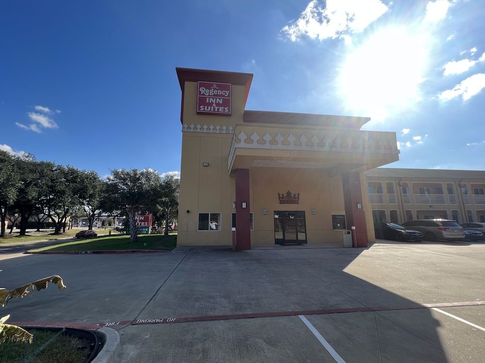 undefined Regency INN & Suites 2