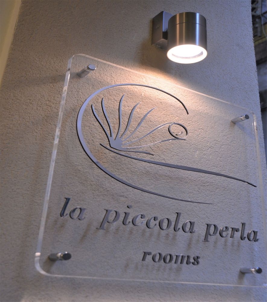 undefined La Piccola Perla Rooms 6