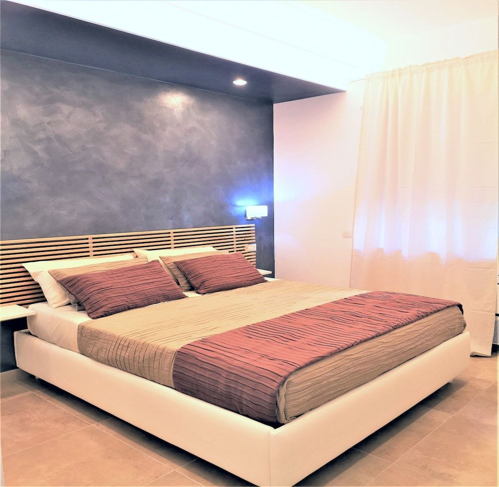 undefined La Piccola Perla Rooms 2
