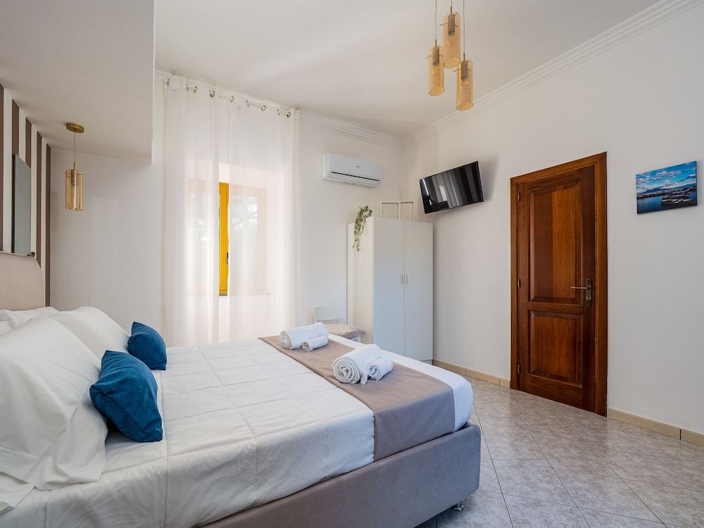 Palazzo Russo Junior Apartment 3