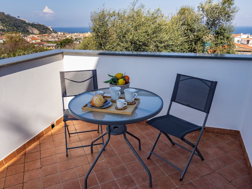 Palazzo Russo Panoramic Apartment 7